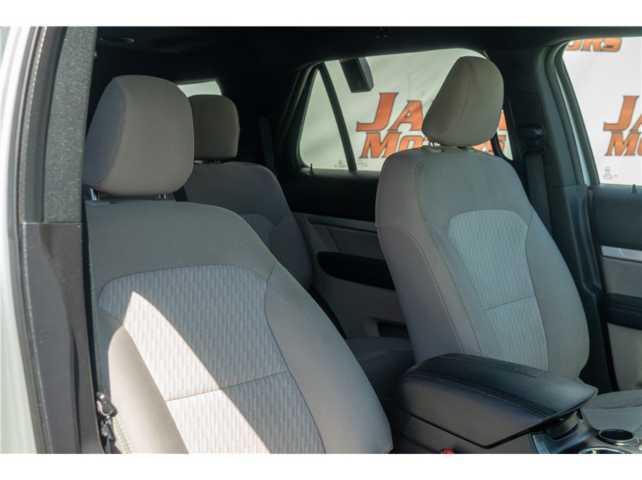 Used 2019 Ford Explorer FWD image 5