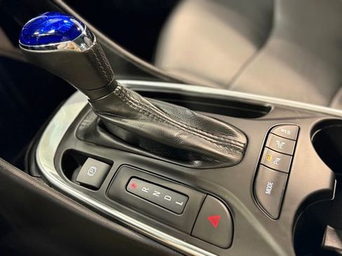 Used 2017 Chevrolet Volt Premier w/ Driver Confidence II Package image 35