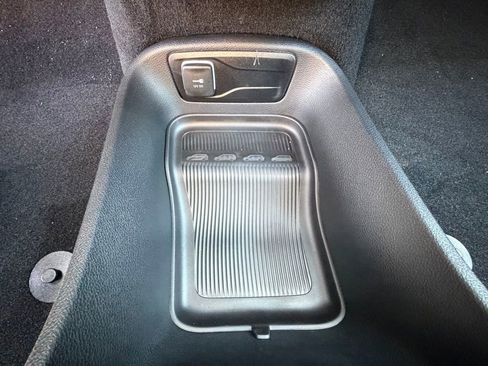 New 2026 Chrysler Pacifica Select image 23