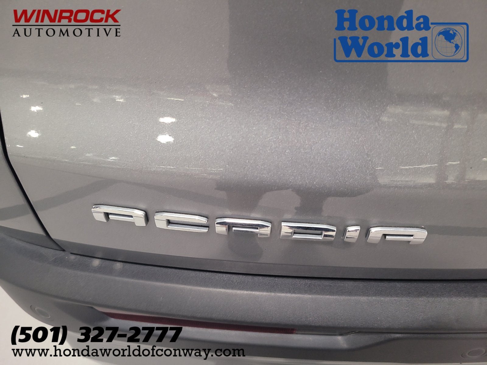 Used 2025 GMC Acadia Elevation w/ Elevation Premium Package FWD image 1
