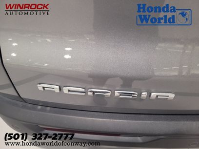 Used 2025 GMC Acadia Elevation w/ Elevation Premium Package