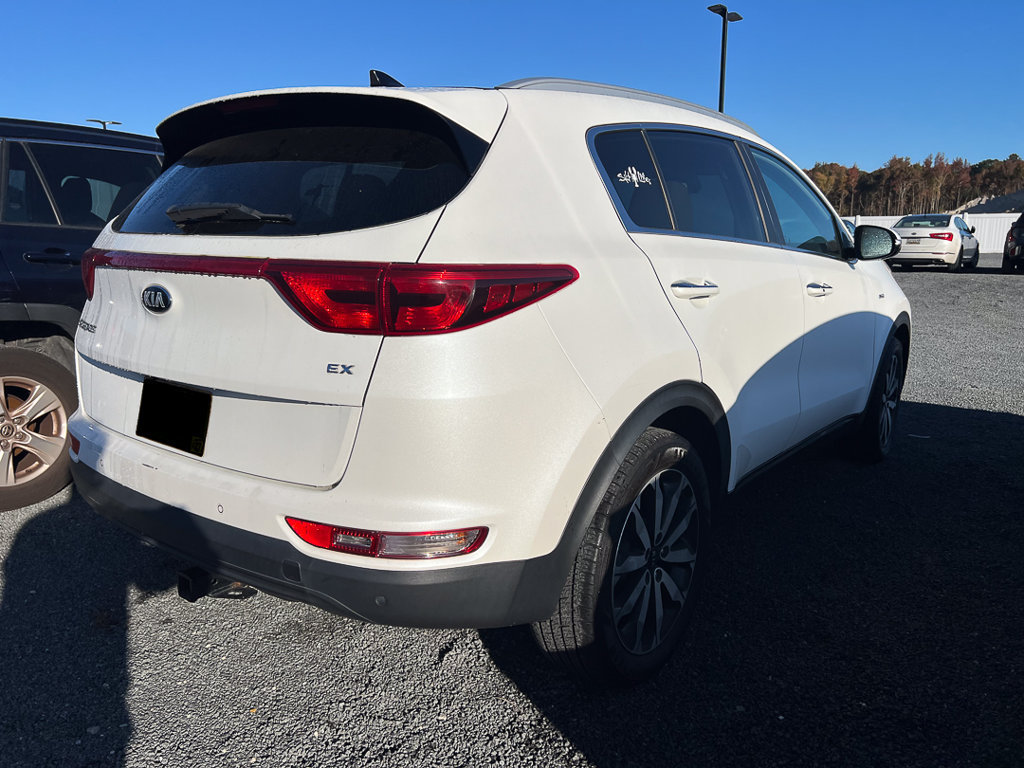 Used 2017 Kia Sportage EX w/ EX Technology Package AWD/4WD image 7