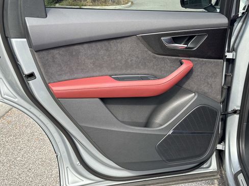 Used 2024 Audi SQ7 Premium Plus w/ S Sport Package image 13