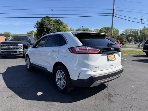 Certified 2023 Ford Edge SEL AWD/4WD image 4