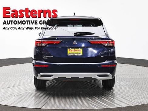 Used 2024 Mitsubishi Outlander SE FWD image 6