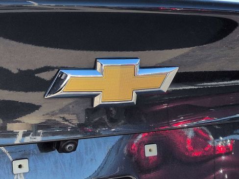 Used 2023 Chevrolet Malibu LT image 11