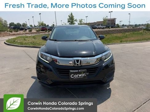 Used 2020 Honda HR-V LX image 2