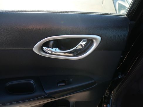 Used 2019 Nissan Sentra SV image 23