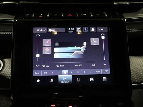 Used 2024 Jeep Grand Cherokee Altitude image 32