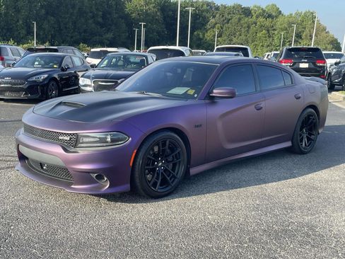 Used 2018 Dodge Charger R/T image 13