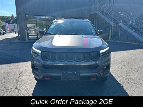 Certified 2022 Jeep Compass Trailhawk w/ Trailhawk Elite Group AWD/4WD image 10