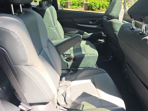 Certified 2022 Subaru Ascent Onyx Edition AWD/4WD image 18