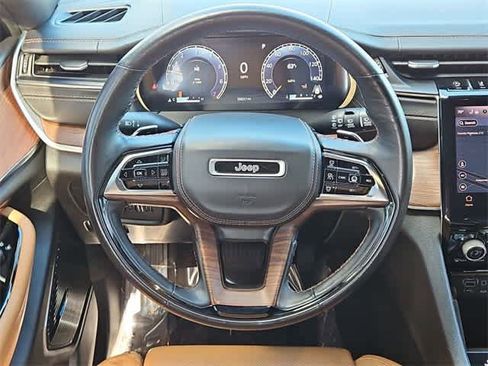 Used 2022 Jeep Grand Cherokee Summit image 24