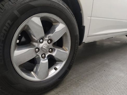 Used 2014 RAM 1500 Big Horn image 31