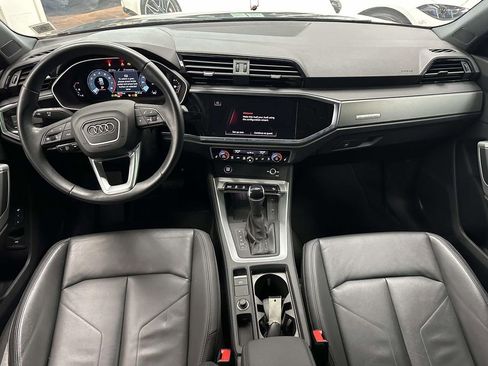 Used 2024 Audi Q3 2.0T Premium w/ Convenience Package image 16