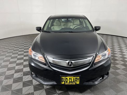 Used 2013 Acura ILX w/ Premium Package image 2