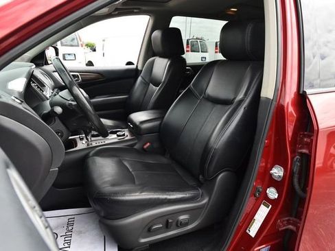 Used 2017 Nissan Pathfinder Platinum w/ Family Entertainment Package AWD/4WD image 25