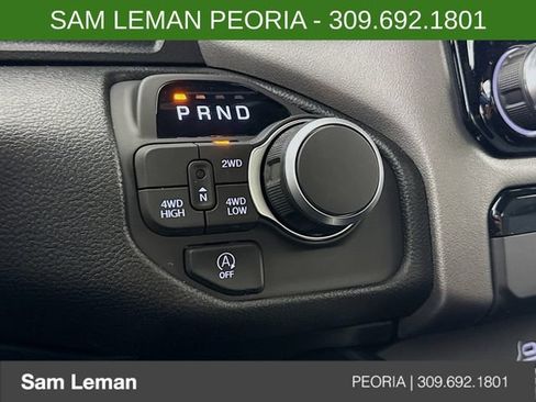 New 2026 RAM 1500 Express AWD/4WD image 16