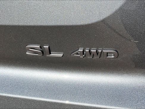 New 2026 Nissan Pathfinder SL AWD/4WD image 15