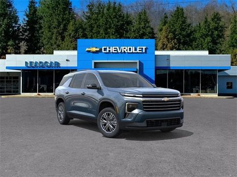 New 2026 Chevrolet Traverse LT w/ Driver Confidence Package image 1