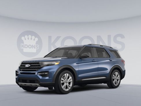 Used 2022 Ford Explorer XLT w/ Equipment Group 202A AWD/4WD image 1