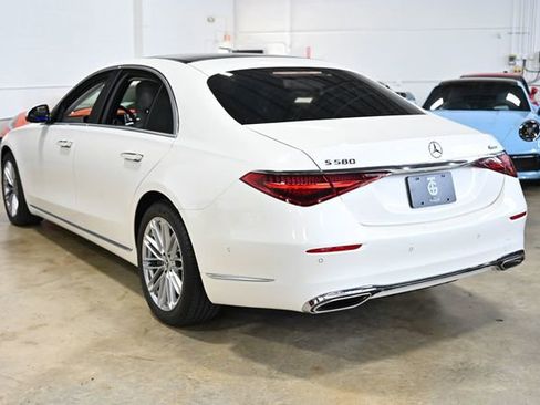 Used 2023 Mercedes-Benz S 580 4MATIC Sedan image 5
