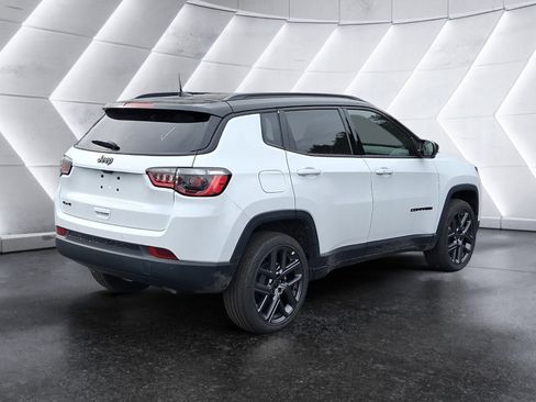 New 2026 Jeep Compass Limited image 6