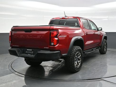 Used 2024 Chevrolet Colorado ZR2 w/ ZR2 Convenience Package III AWD/4WD image 2