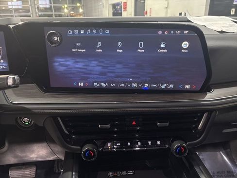 Used 2025 Chevrolet Tahoe Premier image 21