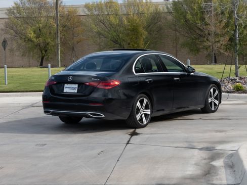 Used 2022 Mercedes-Benz C 300 4MATIC Sedan image 5