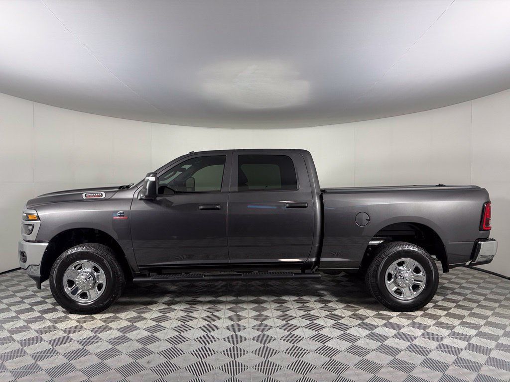 Used 2025 RAM 2500 Tradesman AWD/4WD image 9