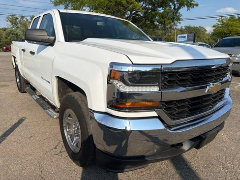 Used 2018 Chevrolet Silverado 1500 LS w/ Trailering Package AWD/4WD image 3
