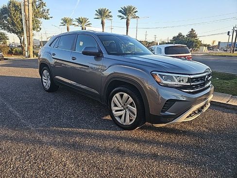 Used 2023 Volkswagen Atlas Cross Sport SE image 6