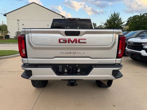 Used 2020 GMC Sierra 2500 Denali w/ Denali Ultimate Package AWD/4WD image 5