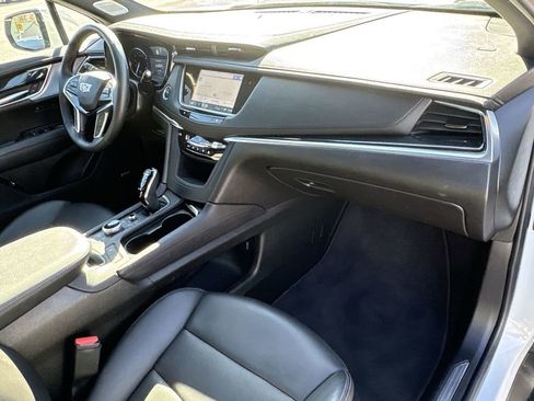 Certified 2025 Cadillac XT5 Premium Luxury image 33