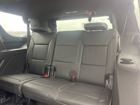 Used 2024 Chevrolet Tahoe Premier w/ Advanced Technology Package image 42