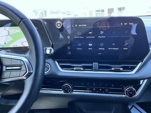 Certified 2025 Chevrolet Equinox LT AWD/4WD image 14