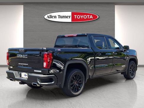 Used 2022 GMC Sierra 1500 Elevation w/ LPO, Elevation Black Package AWD/4WD image 6