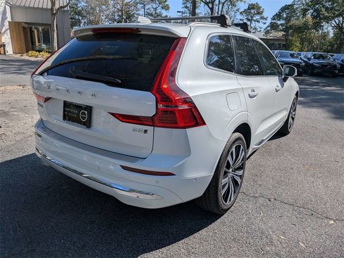 Certified 2023 Volvo XC60 B5 Ultimate image 4