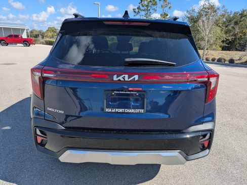 New 2026 Kia Seltos EX w/ EX Sunroof Package image 6