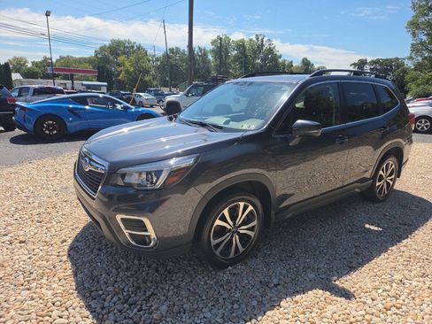 Used 2019 Subaru Forester Limited w/ Popular Package #3 AWD/4WD image 2