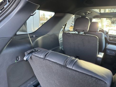 New 2026 Ford Explorer ST w/ Sun And Sound Package image 9