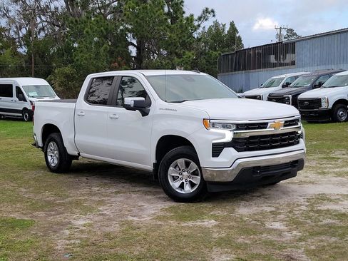 Used 2023 Chevrolet Silverado 1500 LT w/ Safety Package image 35