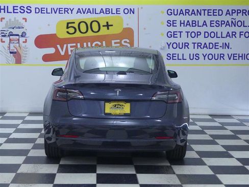 Used 2023 Tesla Model 3 Standard Range RWD image 4