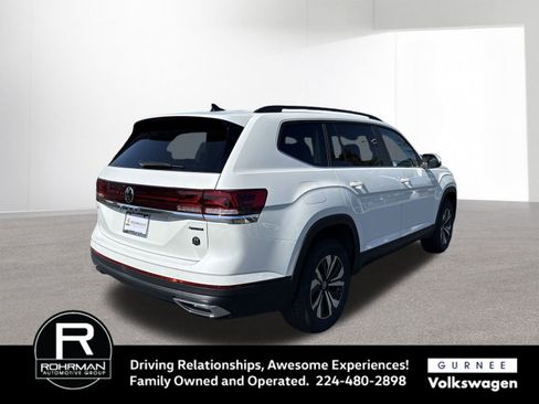 New 2026 Volkswagen Atlas SE image 10