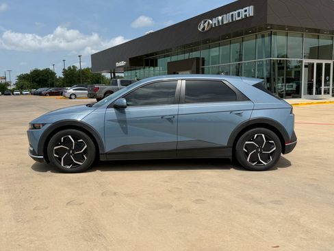 Used 2023 Hyundai Ioniq 5 SEL RWD image 2