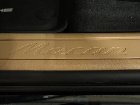 New 2026 Porsche Macan image 32