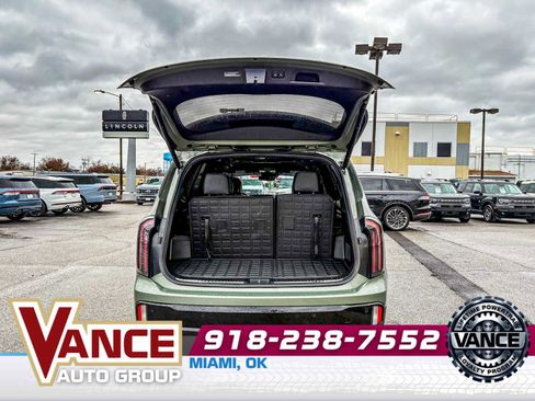 Used 2025 Kia Telluride SX Prestige X-Line image 14