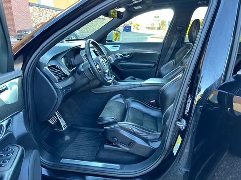 Used 2019 Volvo XC90 T6 R-Design w/ Advanced Package image 32
