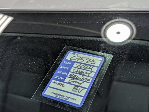 Used 2024 Chevrolet Equinox EV LT FWD image 28
